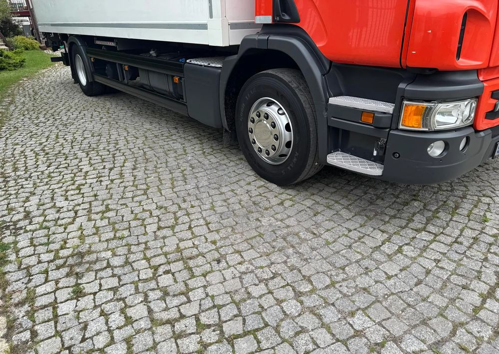 Kravas automašīna refrižerators Scania P250: foto 10 Kravas automašīna refrižerators Scania P250: foto 10