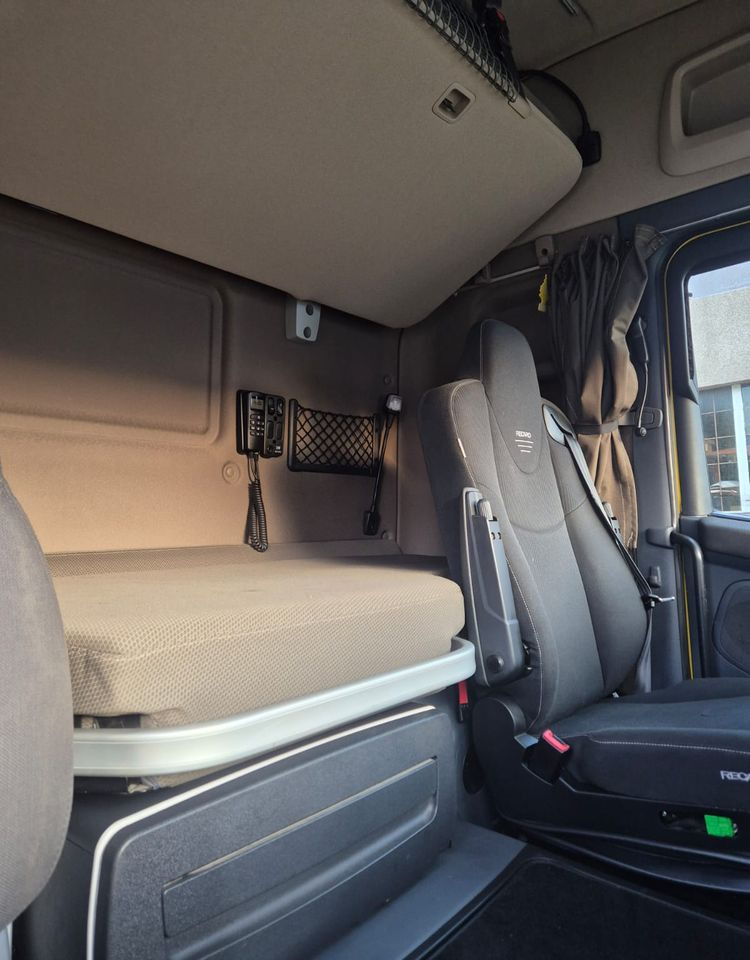 Vilcējs Scania R450: foto 24
