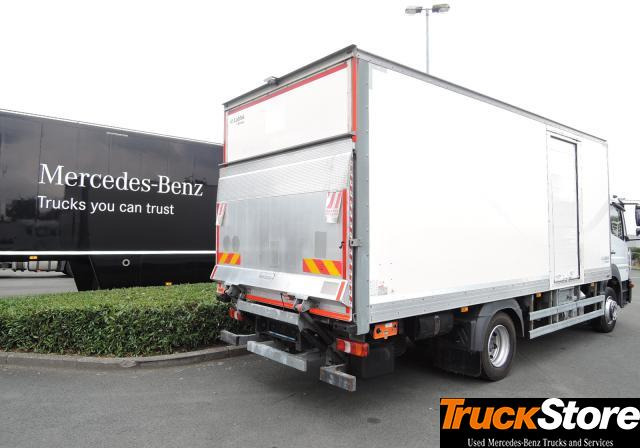 Mercedes-Benz Atego 1218 L - Kravas automašīna ar slēgto virsbūvi: foto 4 Mercedes-Benz Atego 1218 L - Kravas automašīna ar slēgto virsbūvi: foto 4
