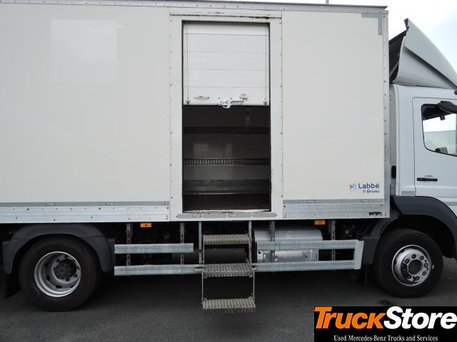 Mercedes-Benz Atego 1218 L - Kravas automašīna ar slēgto virsbūvi: foto 2 Mercedes-Benz Atego 1218 L - Kravas automašīna ar slēgto virsbūvi: foto 2