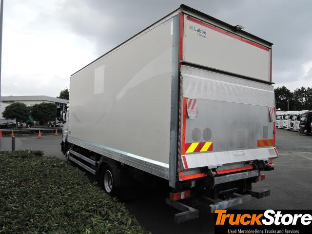 Mercedes-Benz Atego 1218 L - Kravas automašīna ar slēgto virsbūvi: foto 5 Mercedes-Benz Atego 1218 L - Kravas automašīna ar slēgto virsbūvi: foto 5