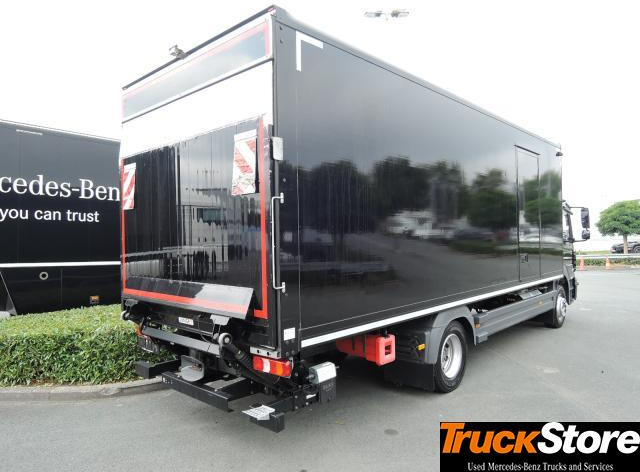 Mercedes-Benz Atego 1224 L - Kravas automašīna ar slēgto virsbūvi: foto 4 Mercedes-Benz Atego 1224 L - Kravas automašīna ar slēgto virsbūvi: foto 4