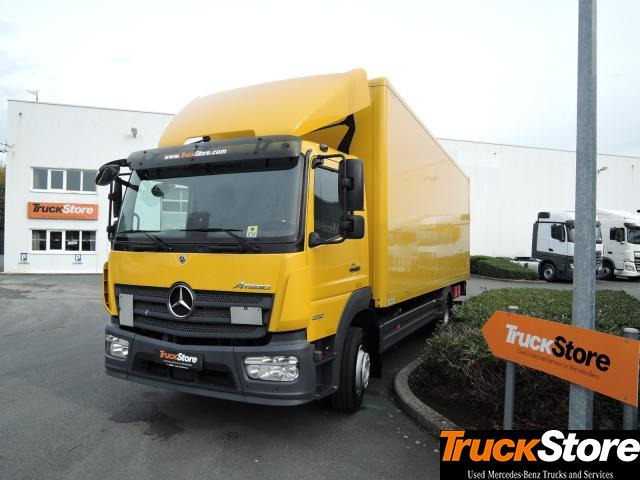 Mercedes-Benz Atego 1230 L - Kravas automašīna ar slēgto virsbūvi: foto 1 Mercedes-Benz Atego 1230 L - Kravas automašīna ar slēgto virsbūvi: foto 1