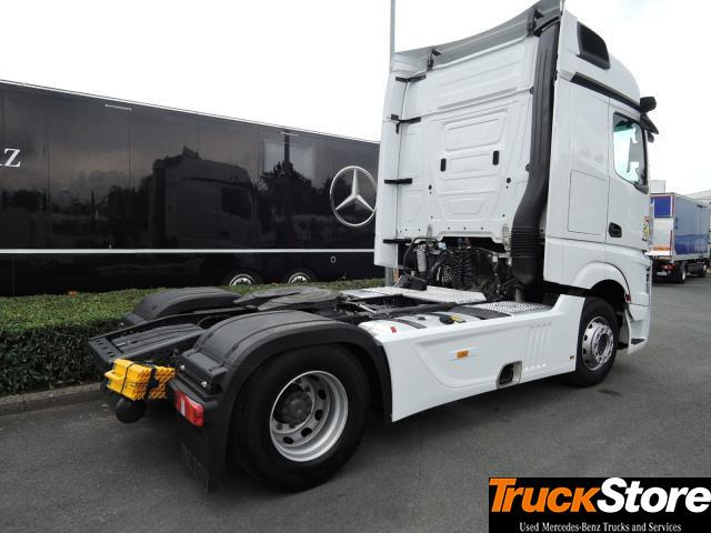 Mercedes-Benz Actros 1845 LS - Vilcējs: foto 4 Mercedes-Benz Actros 1845 LS - Vilcējs: foto 4