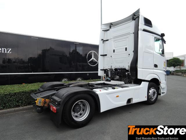 Mercedes-Benz Actros 1845 LS - Vilcējs: foto 4 Mercedes-Benz Actros 1845 LS - Vilcējs: foto 4