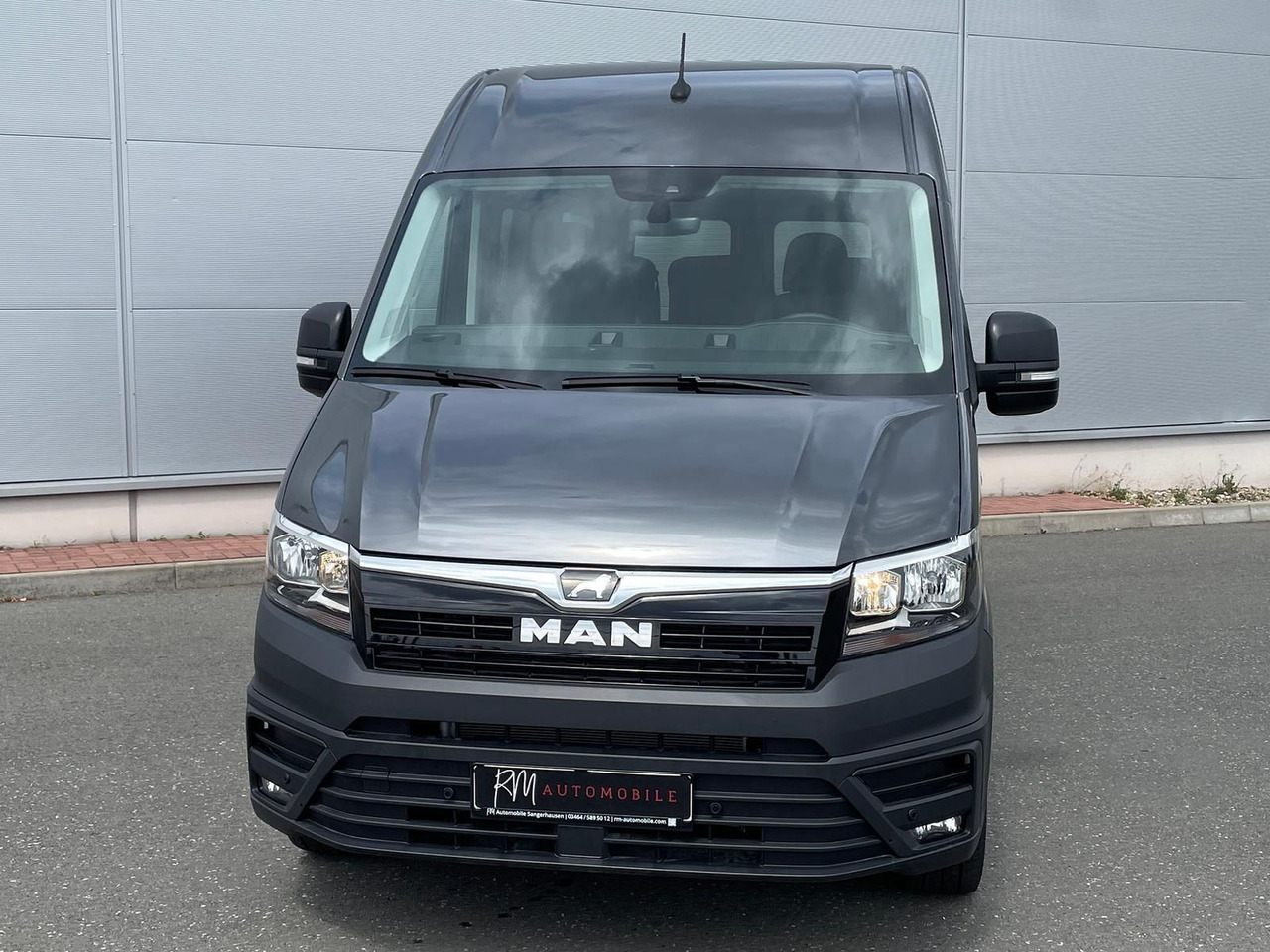 MAN TGE 3.180 Kombi L3H2 4x4 TEMPOMAT KAMERA 8-SITZE - Mikroautobuss, Pasažieru furgons: foto 4 MAN TGE 3.180 Kombi L3H2 4x4 TEMPOMAT KAMERA 8-SITZE - Mikroautobuss, Pasažieru furgons: foto 4