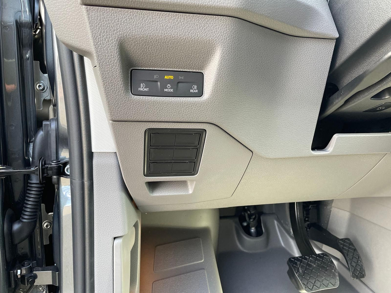 Mikroautobuss, Pasažieru furgons MAN TGE 3.180 Kombi L3H2 LED ACC NAVI SITZHZ: foto 38
