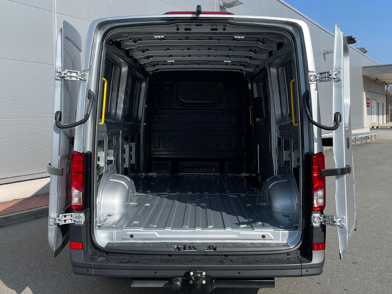 Vieglā automašīna MAN TGE 3.180 L3H2 Kasten 4x4 AUTOM ACC NAV: foto 14