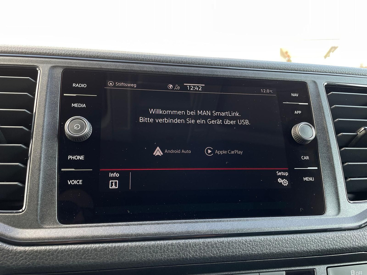 Vieglā automašīna MAN TGE 3.180 L3H2 Kasten 4x4 AUTOM ACC NAV: foto 27