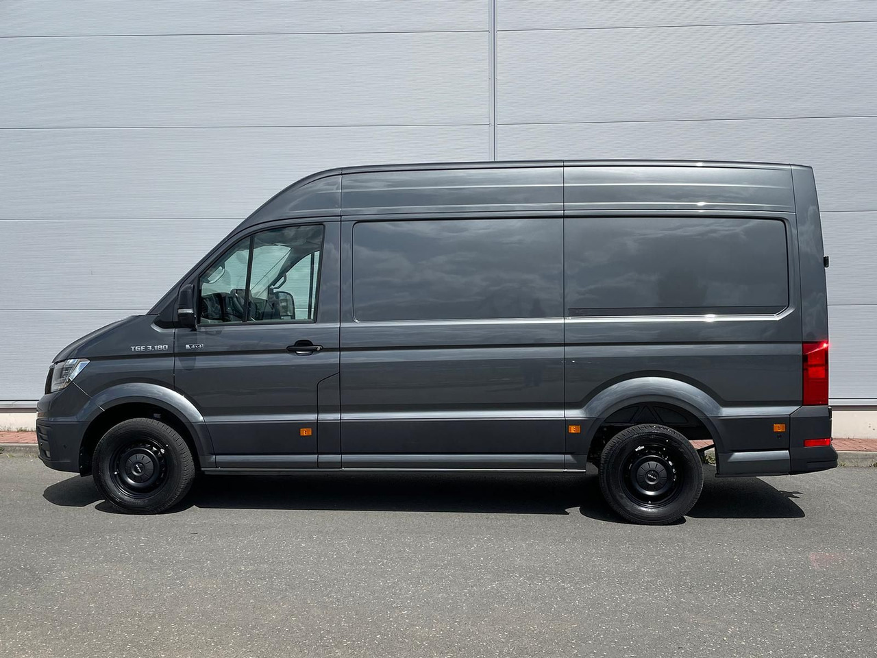 Kravas mikroautobuss MAN TGE 3.180 L3H3 Kasten 4x4 AHK ACC LED NAV SITZHZ: foto 6