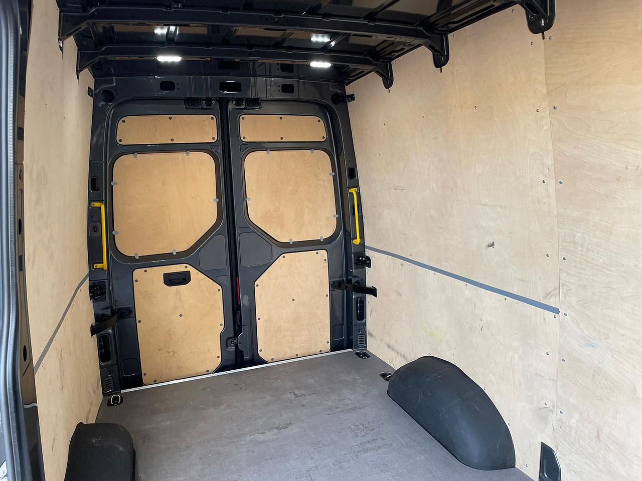Kravas mikroautobuss MAN TGE 3.180 L3H3 Kasten 4x4 DIFF AHK ACC STANDHZ: foto 10