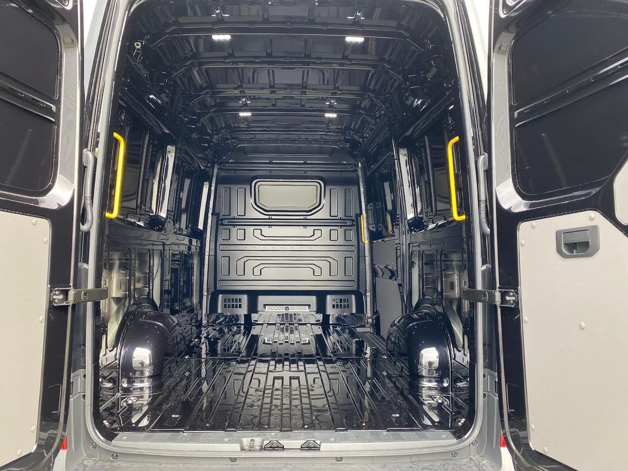 Kravas mikroautobuss MAN TGE 3.180 L3H3 Kasten STANDHZ ACC LED SITZHZ: foto 31