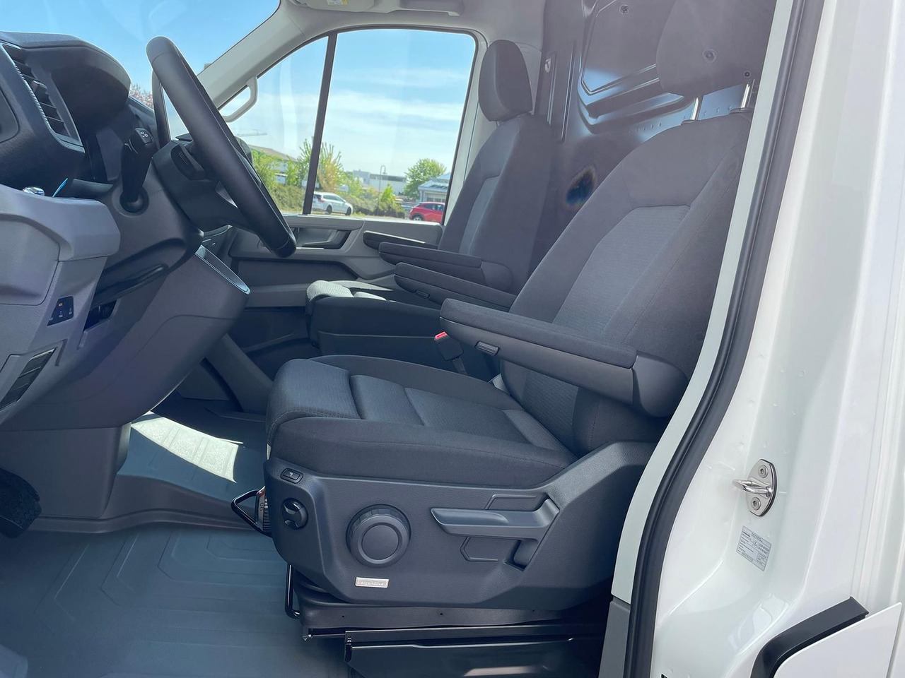 Vieglā automašīna MAN TGE 3.180 L3H3 Kasten STANDHZ ACC NAVI KAMERA: foto 12