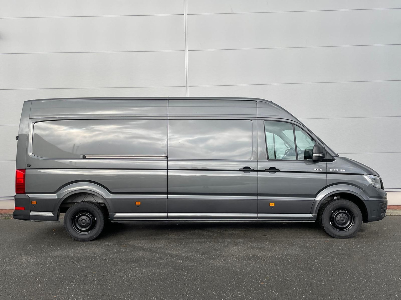 MAN TGE 3.180 L4H3 4x4 AUTOM. ACC DAB LED NAV - Kravas mikroautobuss: foto 5 MAN TGE 3.180 L4H3 4x4 AUTOM. ACC DAB LED NAV - Kravas mikroautobuss: foto 5