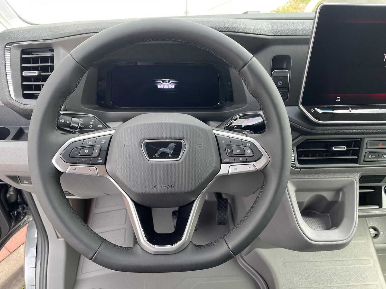 Kravas mikroautobuss MAN TGE 3.180 L4H3 Kasten STANDHZ ACC LED SITZHZ: foto 13