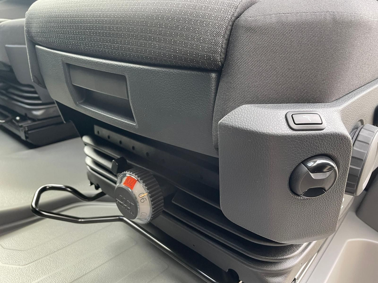 Kravas mikroautobuss MAN TGE 3.180 L4H3 Kasten STANDHZ ACC LED SITZHZ: foto 28