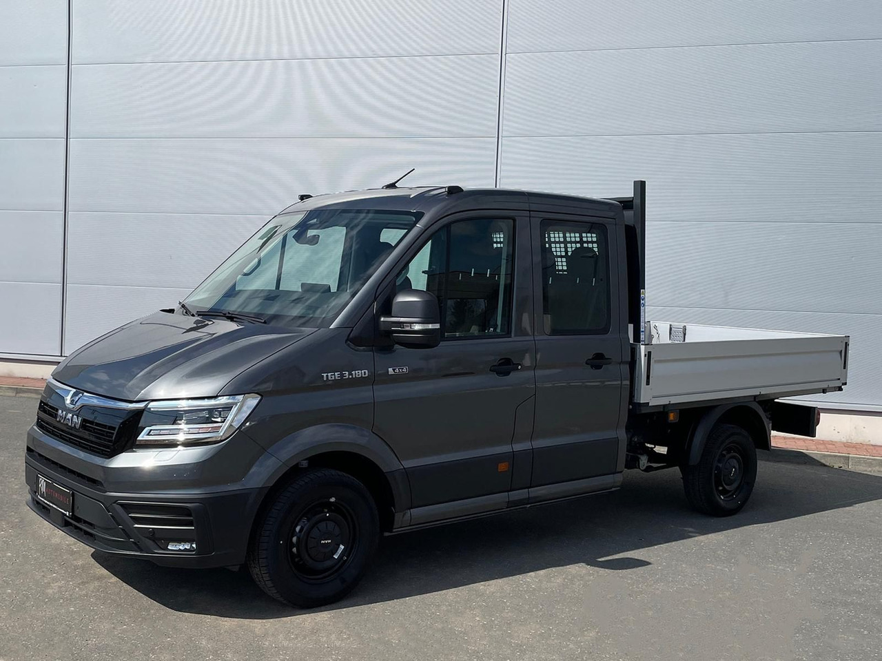 MAN TGE 3.180 Pritsche DOKA MR 4x4 ACC LED DIFF-SPER - Automašīna ar kravas platformu, Kravas-pasažieru furgons: foto 1 MAN TGE 3.180 Pritsche DOKA MR 4x4 ACC LED DIFF-SPER - Automašīna ar kravas platformu, Kravas-pasažieru furgons: foto 1