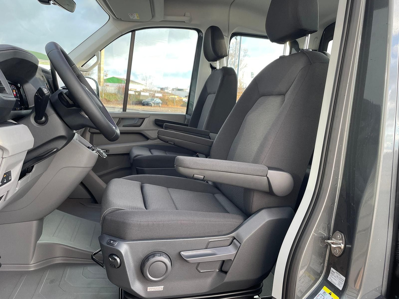 Automašīna ar kravas platformu, Kravas-pasažieru furgons MAN TGE 3.180 Pritsche DOKA MR STANDHZ AHK KAMERA: foto 12