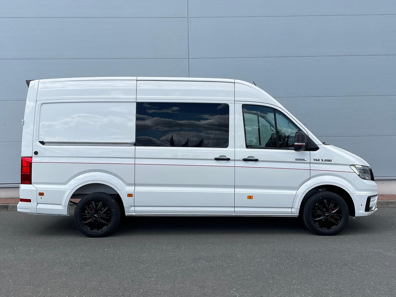 MAN TGE 3.200 L3H3 MIXTO 4x4 Individual S ACC STHZ - Kravas mikroautobuss, Kravas-pasažieru furgons: foto 5 MAN TGE 3.200 L3H3 MIXTO 4x4 Individual S ACC STHZ - Kravas mikroautobuss, Kravas-pasažieru furgons: foto 5