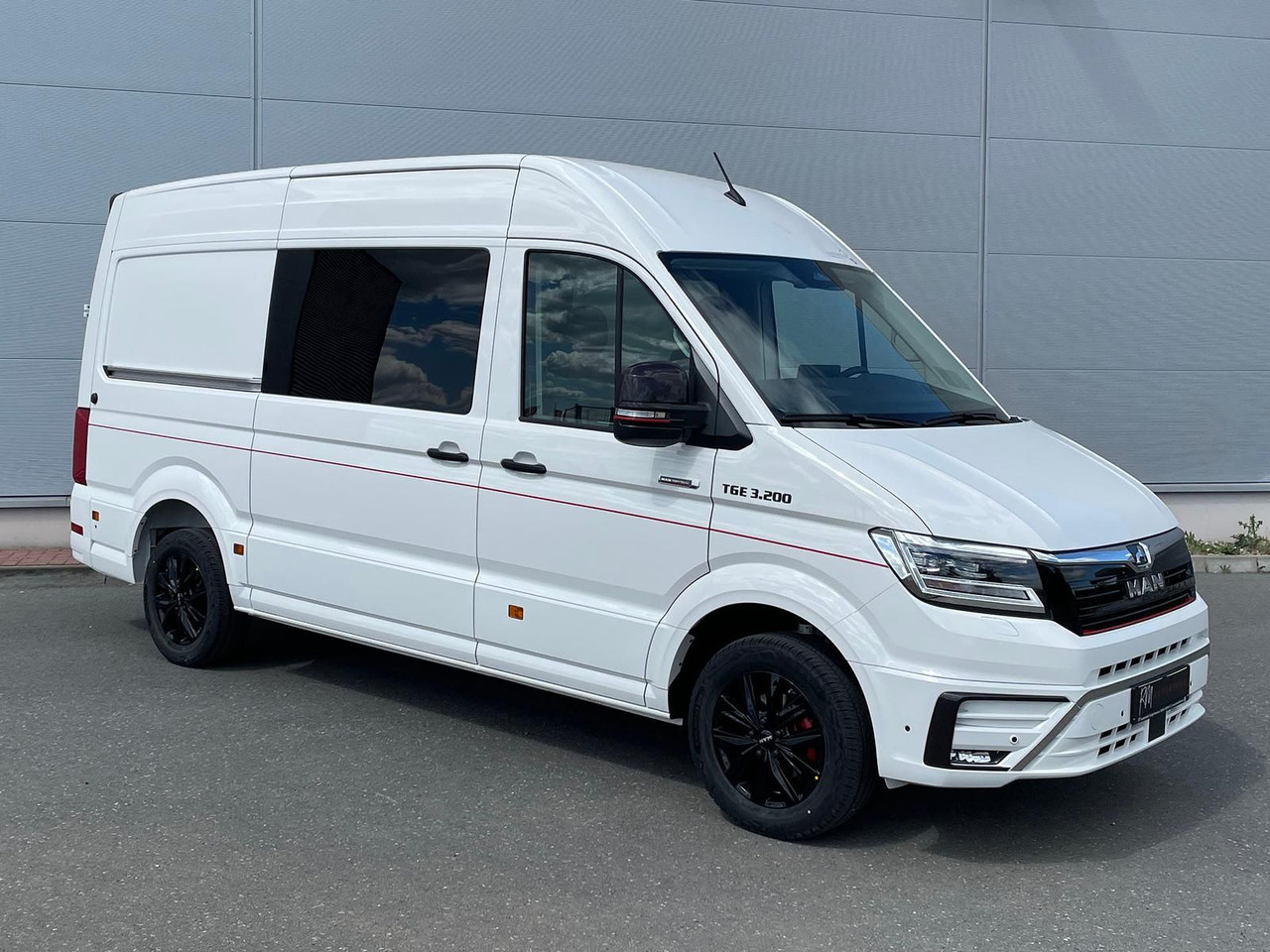 MAN TGE 3.200 L3H3 MIXTO 4x4 Individual S ACC STHZ - Kravas mikroautobuss, Kravas-pasažieru furgons: foto 2 MAN TGE 3.200 L3H3 MIXTO 4x4 Individual S ACC STHZ - Kravas mikroautobuss, Kravas-pasažieru furgons: foto 2