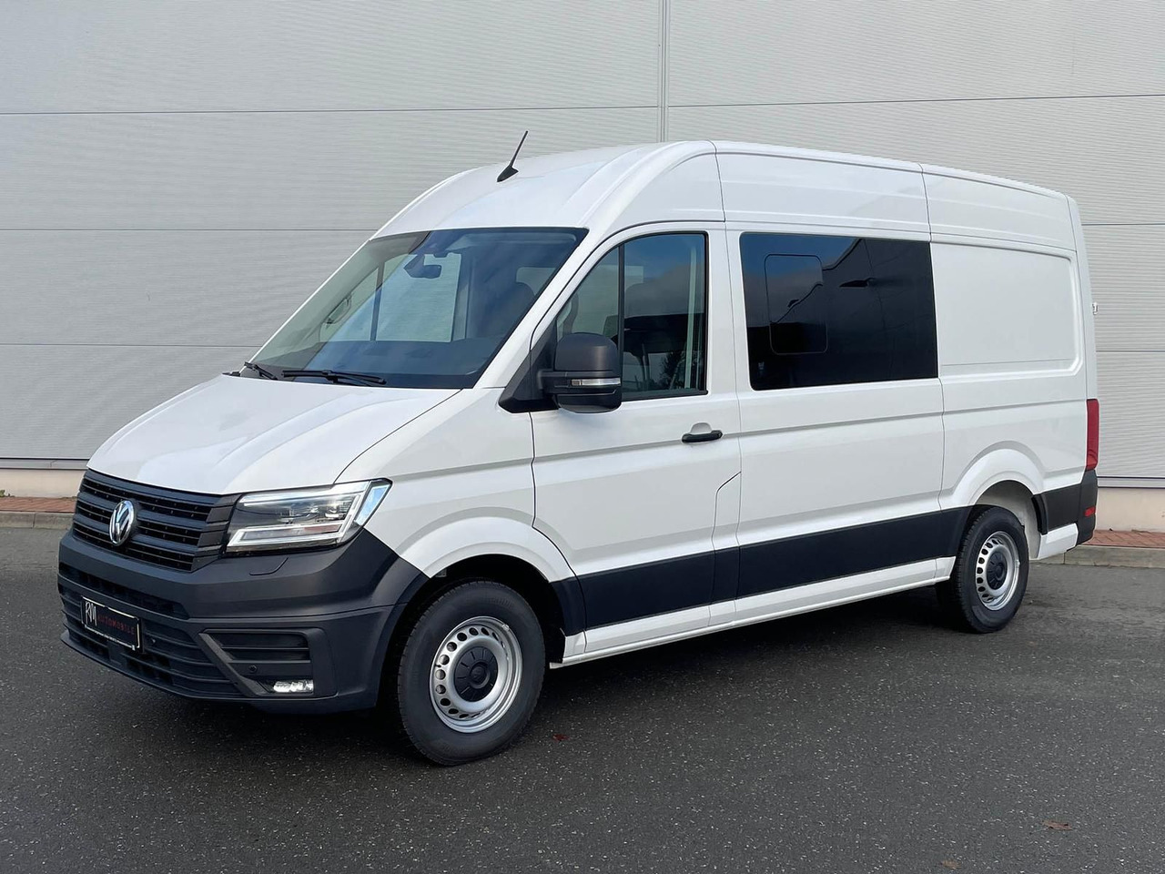 Volkswagen Crafter Kasten 35 L3H3 Autom. NAVI SITZHZ ACC - Pasažieru furgons: foto 1 Volkswagen Crafter Kasten 35 L3H3 Autom. NAVI SITZHZ ACC - Pasažieru furgons: foto 1