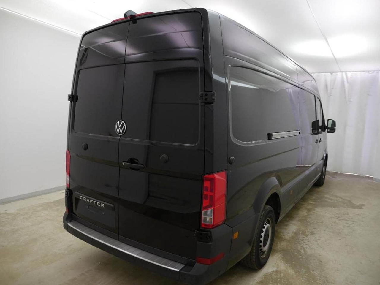 Volkswagen Crafter Kasten 35 L4H3 NAVI DAB PDC KAMERA - Kravas mikroautobuss: foto 2 Volkswagen Crafter Kasten 35 L4H3 NAVI DAB PDC KAMERA - Kravas mikroautobuss: foto 2