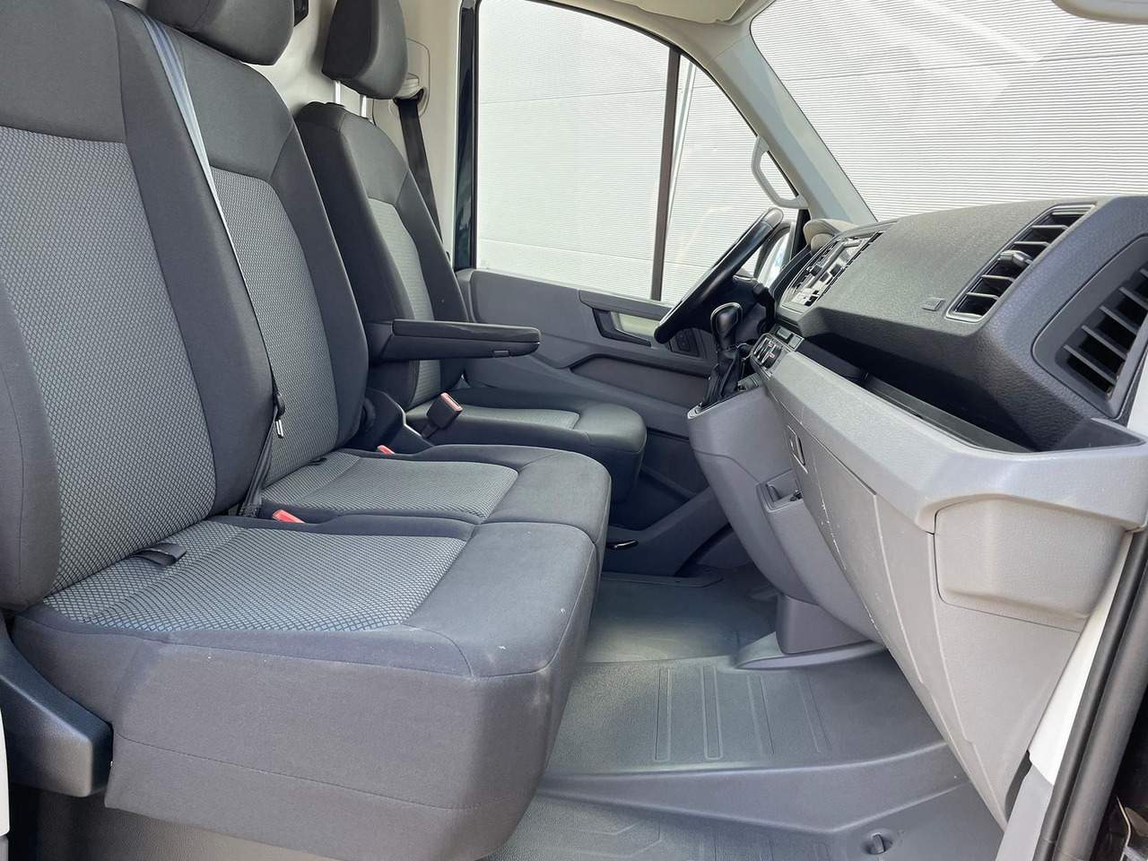 Kravas mikroautobuss Volkswagen Crafter L3H2 Kasten AHK KAMERA SITZHZ LENKRADHZ: foto 18