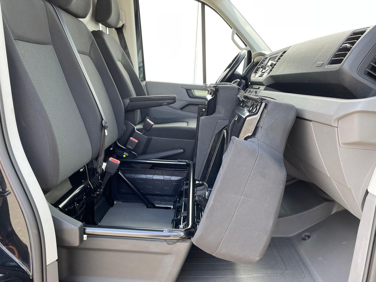 Kravas mikroautobuss Volkswagen Crafter L3H2 Kasten AHK KAMERA SITZHZ LENKRADHZ: foto 20