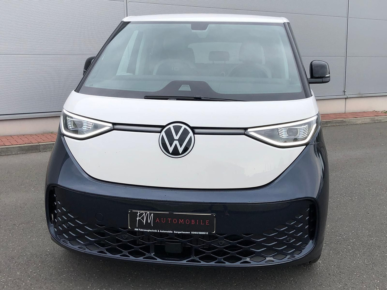 Volkswagen ID. Buzz 150 kW Pro AHK ACC MATRIX LED KEYLESS - Mikroautobuss, Elektroautobuss: foto 4 Volkswagen ID. Buzz 150 kW Pro AHK ACC MATRIX LED KEYLESS - Mikroautobuss, Elektroautobuss: foto 4