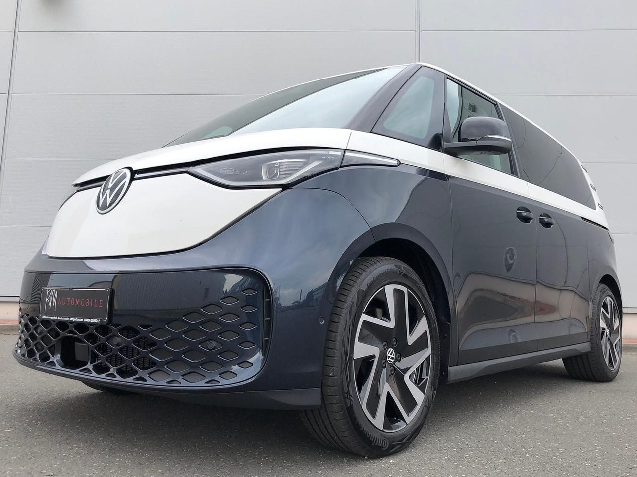 Mikroautobuss, Elektroautobuss Volkswagen ID. Buzz 150 kW Pro AHK ACC MATRIX LED KEYLESS: foto 9