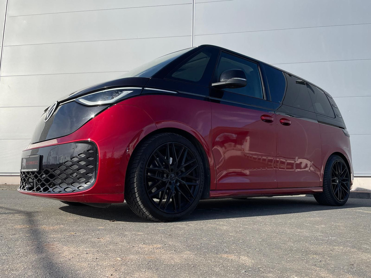 Volkswagen ID.Buzz KW Fahrwerk LM Felgen KLIMA PDC ACC DAB - Pasažieru furgons, Elektriskais furgons: foto 3 Volkswagen ID.Buzz KW Fahrwerk LM Felgen KLIMA PDC ACC DAB - Pasažieru furgons, Elektriskais furgons: foto 3