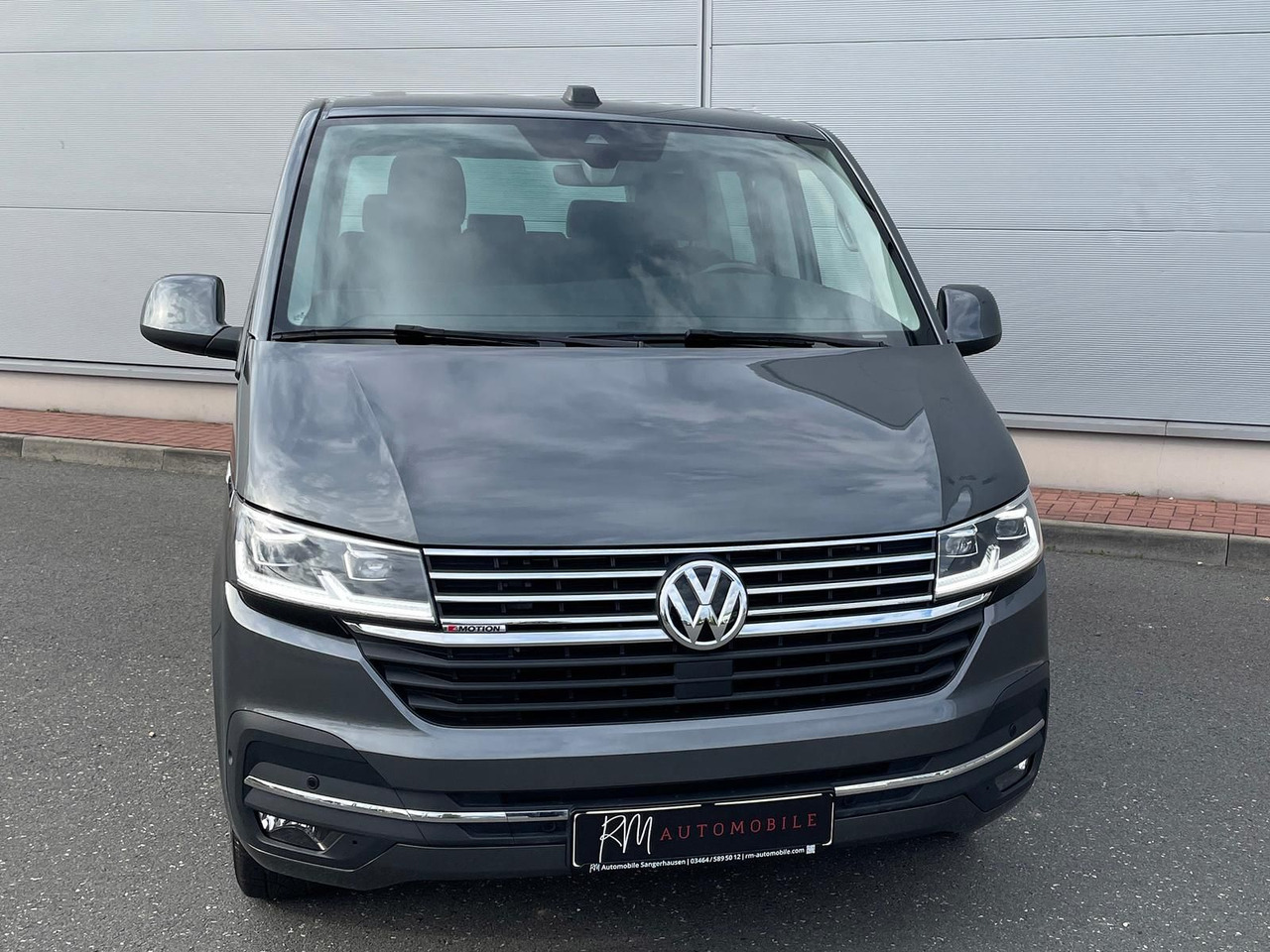 Volkswagen T6.1 Multivan Comfortline 4M ACC KAMERA SITZHZ - Mikroautobuss, Pasažieru furgons: foto 3 Volkswagen T6.1 Multivan Comfortline 4M ACC KAMERA SITZHZ - Mikroautobuss, Pasažieru furgons: foto 3