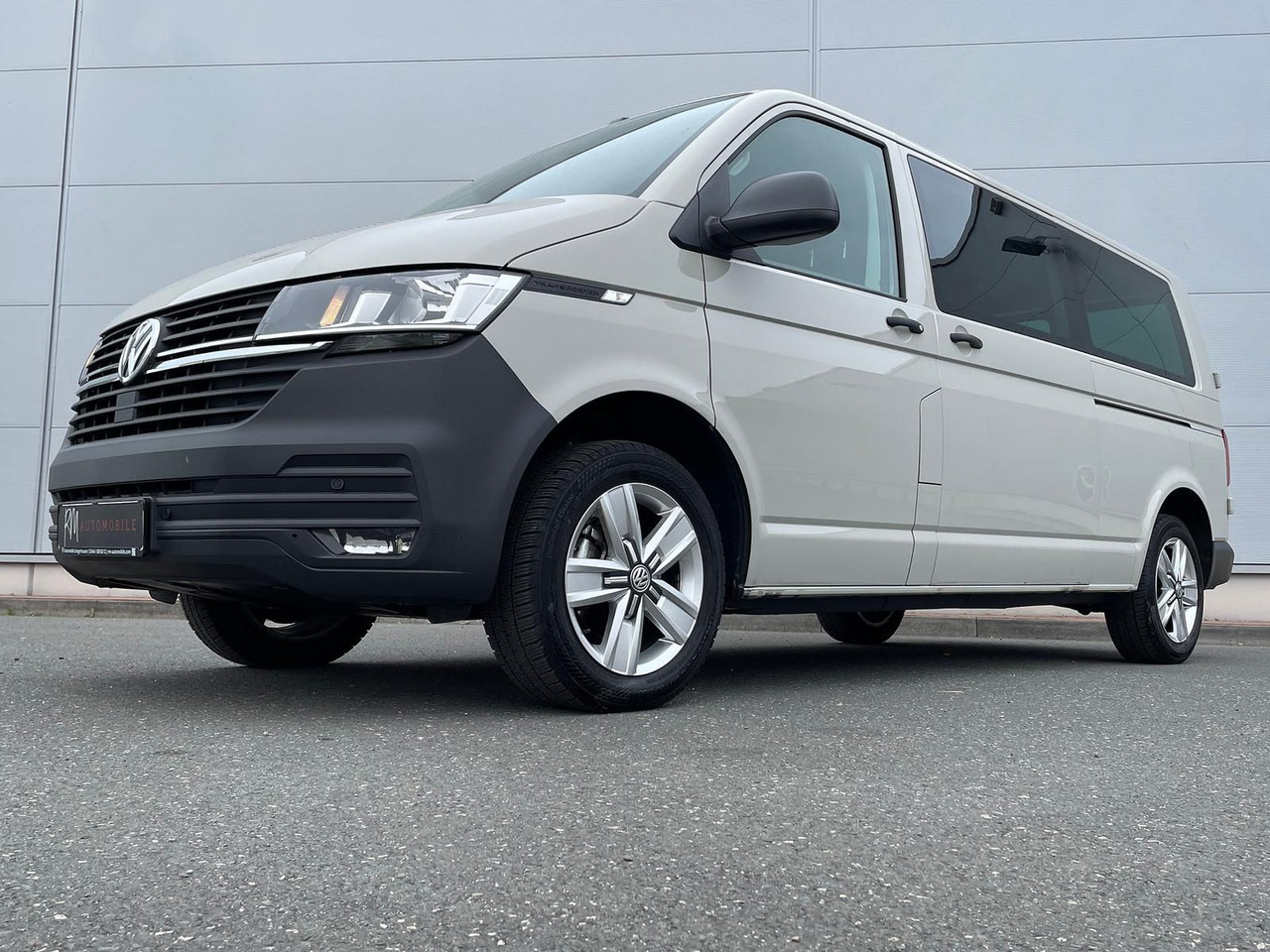 Jaunā Kravas mikroautobuss Volkswagen T6.1 Transporter 2.0 TDI lang 4MOTION SITZHZ NAV: foto 29