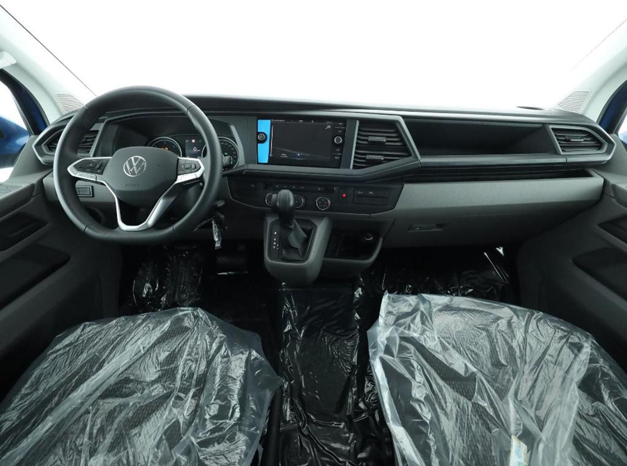 Volkswagen T6.1 Transporter Kombi KR Autom. LED TEMP SITZHZ - Mikroautobuss, Pasažieru furgons: foto 4 Volkswagen T6.1 Transporter Kombi KR Autom. LED TEMP SITZHZ - Mikroautobuss, Pasažieru furgons: foto 4