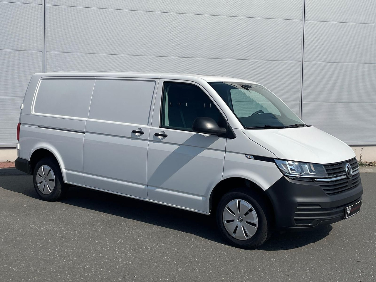 Volkswagen T6.1 Transporter LR 2.0 TDI KLIMA PDC - Pasažieru furgons: foto 2 Volkswagen T6.1 Transporter LR 2.0 TDI KLIMA PDC - Pasažieru furgons: foto 2