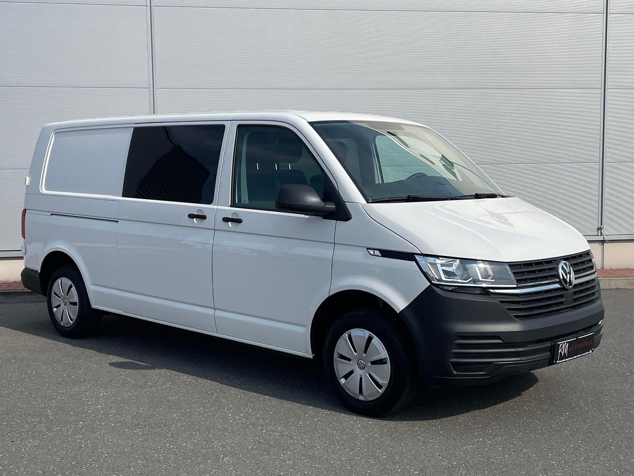 Volkswagen T6.1 Transporter MIXTO LR 2.0 TDI KLIMA PDC - Pasažieru furgons: foto 2 Volkswagen T6.1 Transporter MIXTO LR 2.0 TDI KLIMA PDC - Pasažieru furgons: foto 2