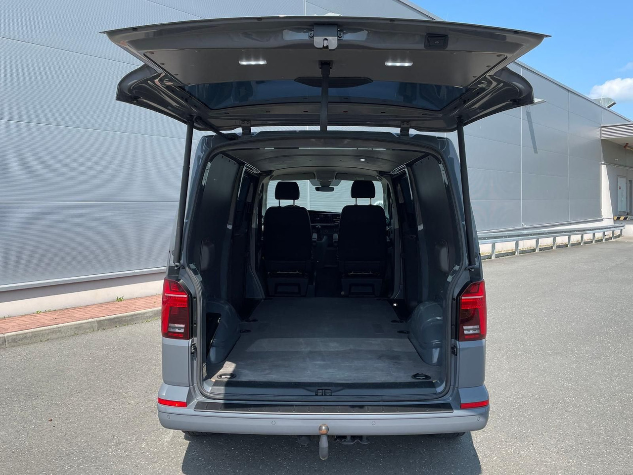 Kravas mikroautobuss Volkswagen T6.1 Transporter lang 4M LED BEAR LOCK KAM DAB: foto 11