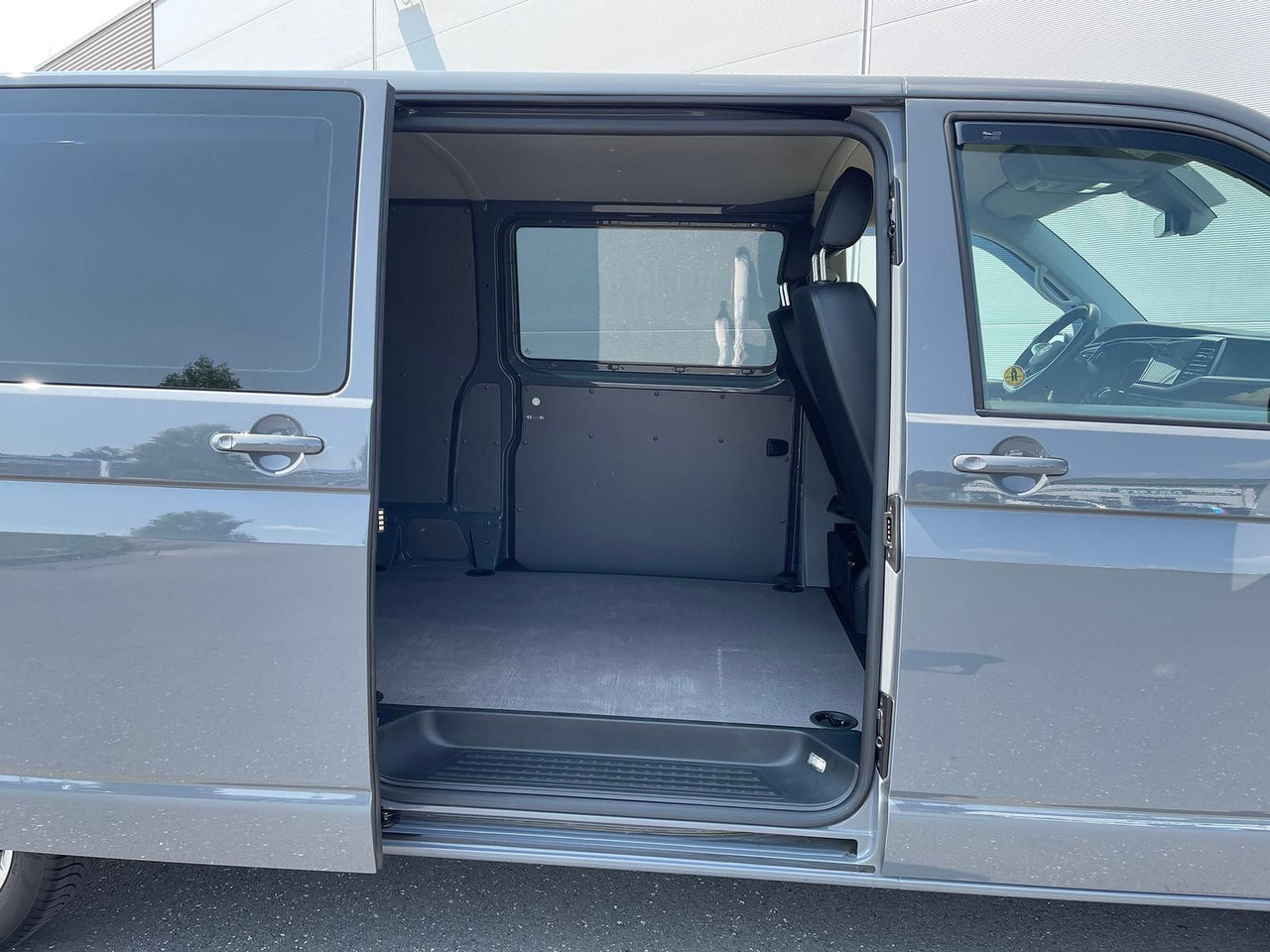 Kravas mikroautobuss Volkswagen T6.1 Transporter lang 4M LED BEAR LOCK KAM DAB: foto 9