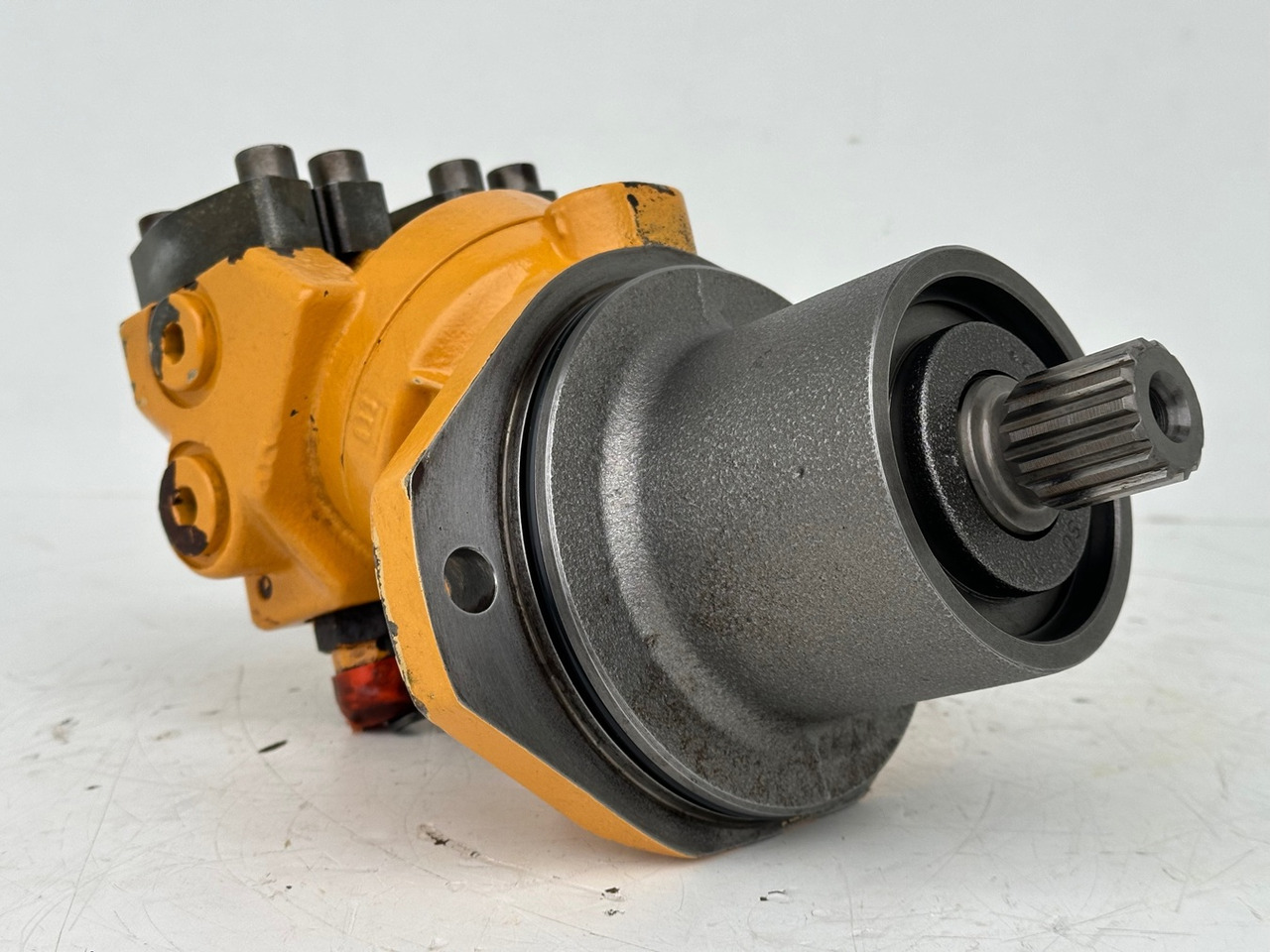 LIEBHERR Konstantmotor mit ID-Nr.5008984-ID-Nr.5007150 – Hydromatik Rexroth Axialkolbenmotor mit Nr.2000349 Typ:A2FE23/61W-NAL191. A308,A310,A312,A900ZW,R308,R310,R312,LOS914,R914,R916. #4064579.DK# - Hidrauliskais motors - Ekskavators: foto 3 LIEBHERR Konstantmotor mit ID-Nr.5008984-ID-Nr.5007150 – Hydromatik Rexroth Axialkolbenmotor mit Nr.2000349 Typ:A2FE23/61W-NAL191. A308,A310,A312,A900ZW,R308,R310,R312,LOS914,R914,R916. #4064579.DK# - Hidrauliskais motors - Ekskavators: foto 3