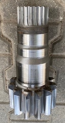 Liebherr Abtriebswelle ID-Nr.90009253 – ID-Nr.12544497. SAT250/278, SAT250/287, SAT250A300. #AB.90009253# - Pagrieziena reduktors - Ekskavators: foto 4 Liebherr Abtriebswelle ID-Nr.90009253 – ID-Nr.12544497. SAT250/278, SAT250/287, SAT250A300. #AB.90009253# - Pagrieziena reduktors - Ekskavators: foto 4