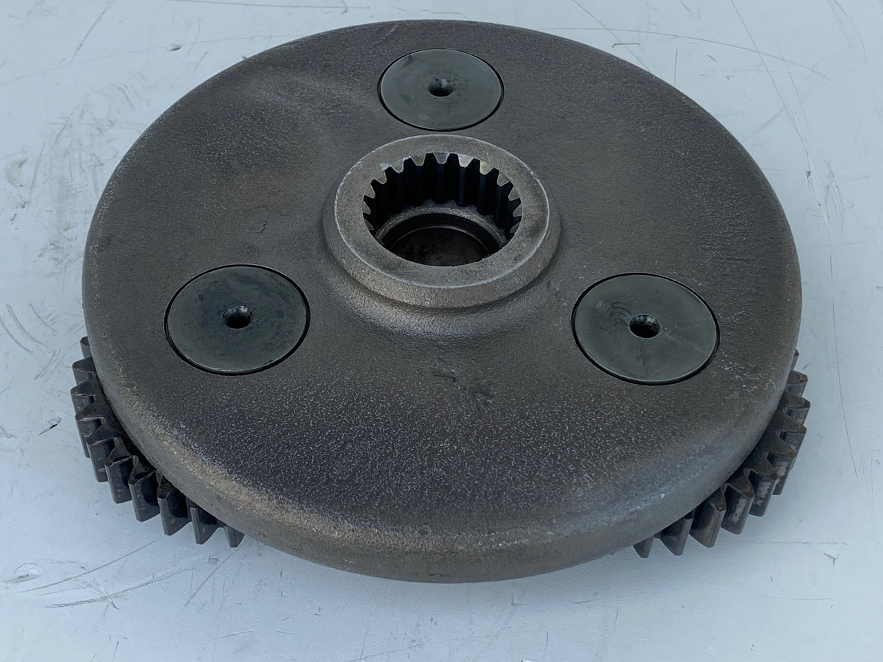 Liebherr Bonfiglioli Reduktionstufe ID-Nr.5007334. A308, A310, A312, A900 ZW, R308, R310, R312. #RE27.05# - Pagrieziena reduktors - Riteņu ekskavators: foto 4 Liebherr Bonfiglioli Reduktionstufe ID-Nr.5007334. A308, A310, A312, A900 ZW, R308, R310, R312. #RE27.05# - Pagrieziena reduktors - Riteņu ekskavators: foto 4