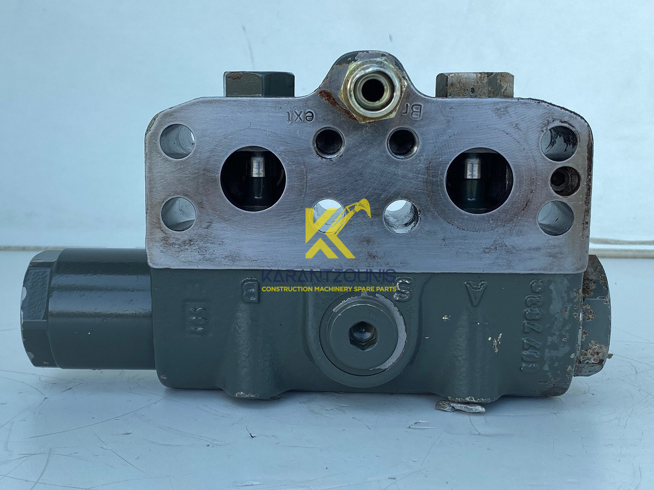 Liebherr Bremsventil ID-Nr.10471957. LOS914, LOS924, R902, R904, R912, R914, R922, R924, R924 COMP, R924 COMPA. #STM20.05## - Sānpārvads - Kāpurķēžu ekskavators: foto 3 Liebherr Bremsventil ID-Nr.10471957. LOS914, LOS924, R902, R904, R912, R914, R922, R924, R924 COMP, R924 COMPA. #STM20.05## - Sānpārvads - Kāpurķēžu ekskavators: foto 3