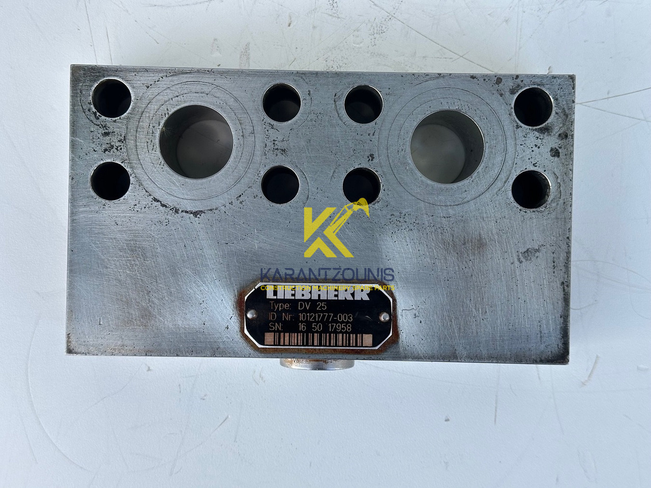 Liebherr Dämpfungsventil ID-Nr.10121777. P924 COMP, P926, R926, R916, R922, R924 COMP, R924, R926 COMP, R926, R930, R936, R946, R950 T, R960 T. #10121777.43199# - Pagrieziena reduktors - Celtniecības tehnika: foto 5 Liebherr Dämpfungsventil ID-Nr.10121777. P924 COMP, P926, R926, R916, R922, R924 COMP, R924, R926 COMP, R926, R930, R936, R946, R950 T, R960 T. #10121777.43199# - Pagrieziena reduktors - Celtniecības tehnika: foto 5