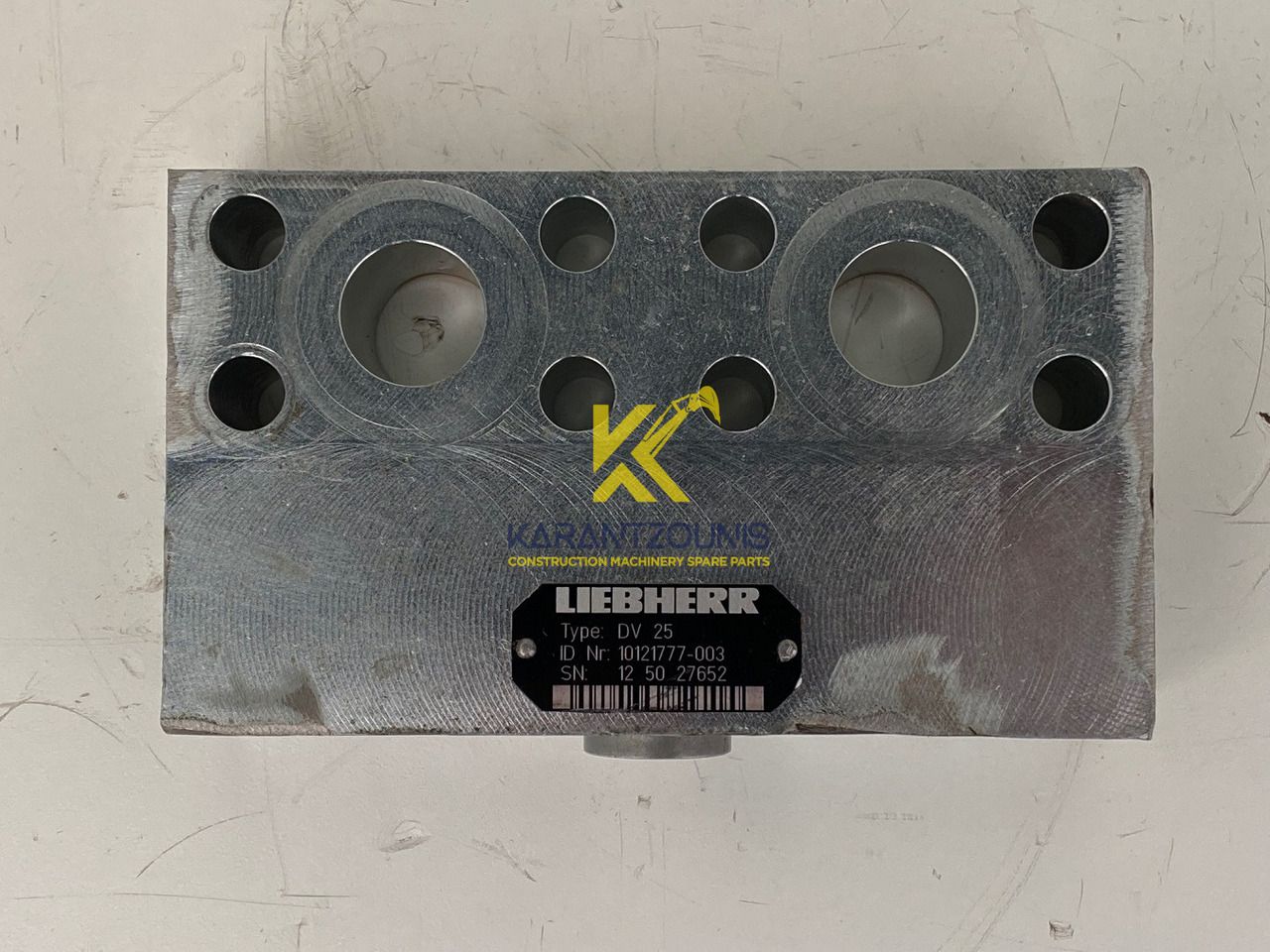 Liebherr Dämpfungsventil ID-Nr.10121777. P924 COMP, P926, R926, R916, R922, R924 COMP, R924, R926 COMP, R926, R930, R936, R946, R950 T, R960 T. #DÄ27652# - Pagrieziena reduktors - Ekskavators: foto 2 Liebherr Dämpfungsventil ID-Nr.10121777. P924 COMP, P926, R926, R916, R922, R924 COMP, R924, R926 COMP, R926, R930, R936, R946, R950 T, R960 T. #DÄ27652# - Pagrieziena reduktors - Ekskavators: foto 2