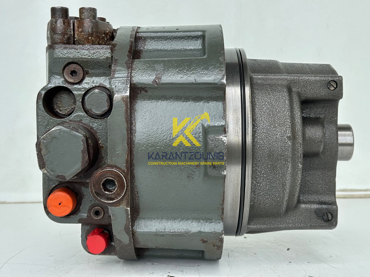 Liebherr Hydraulikeinbaumotor CMVE O 108. ID-Nr.10118562 - ID-Nr.10132610 - ID-Nr.10129048. LOS1916, LOS916, LOS926, R906, R916, R918, R920, R922, R924, R926COMP, R926, R936. #28314# - Hidrauliskais motors - Celtniecības tehnika: foto 3 Liebherr Hydraulikeinbaumotor CMVE O 108. ID-Nr.10118562 - ID-Nr.10132610 - ID-Nr.10129048. LOS1916, LOS916, LOS926, R906, R916, R918, R920, R922, R924, R926COMP, R926, R936. #28314# - Hidrauliskais motors - Celtniecības tehnika: foto 3