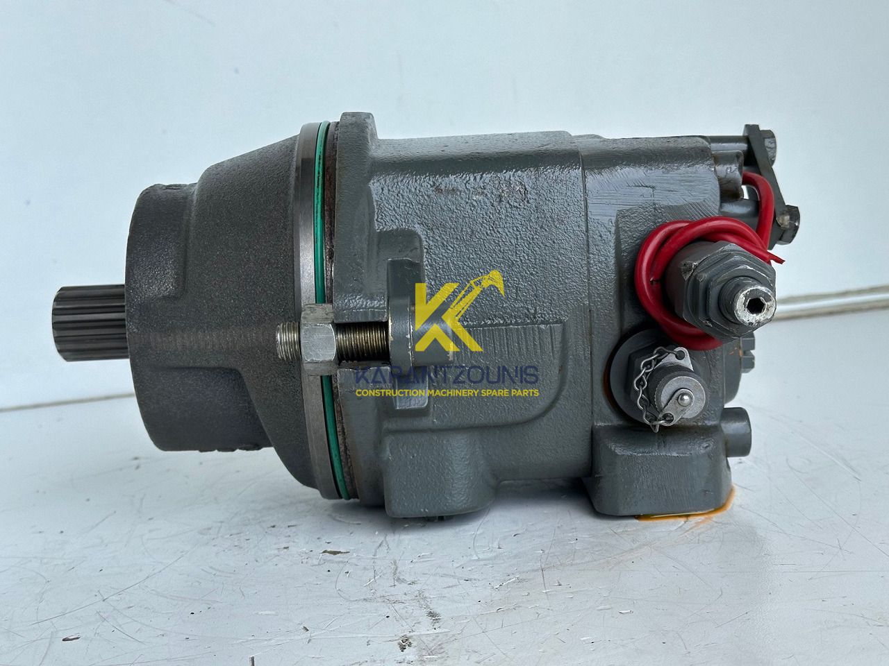 Liebherr Hydraulikeinbaumotor Typ:FMF058, ID-Nr.10122576 - ID-Nr.10145827 - ID-Nr.11371069. LOS1906, P924 COMP , R906, R906 PROTO, R916, R922, R924, R924 COMP, R926 COMP, R926 K LC. #39780# - Hidrauliskais motors - Ekskavators: foto 4 Liebherr Hydraulikeinbaumotor Typ:FMF058, ID-Nr.10122576 - ID-Nr.10145827 - ID-Nr.11371069. LOS1906, P924 COMP , R906, R906 PROTO, R916, R922, R924, R924 COMP, R926 COMP, R926 K LC. #39780# - Hidrauliskais motors - Ekskavators: foto 4