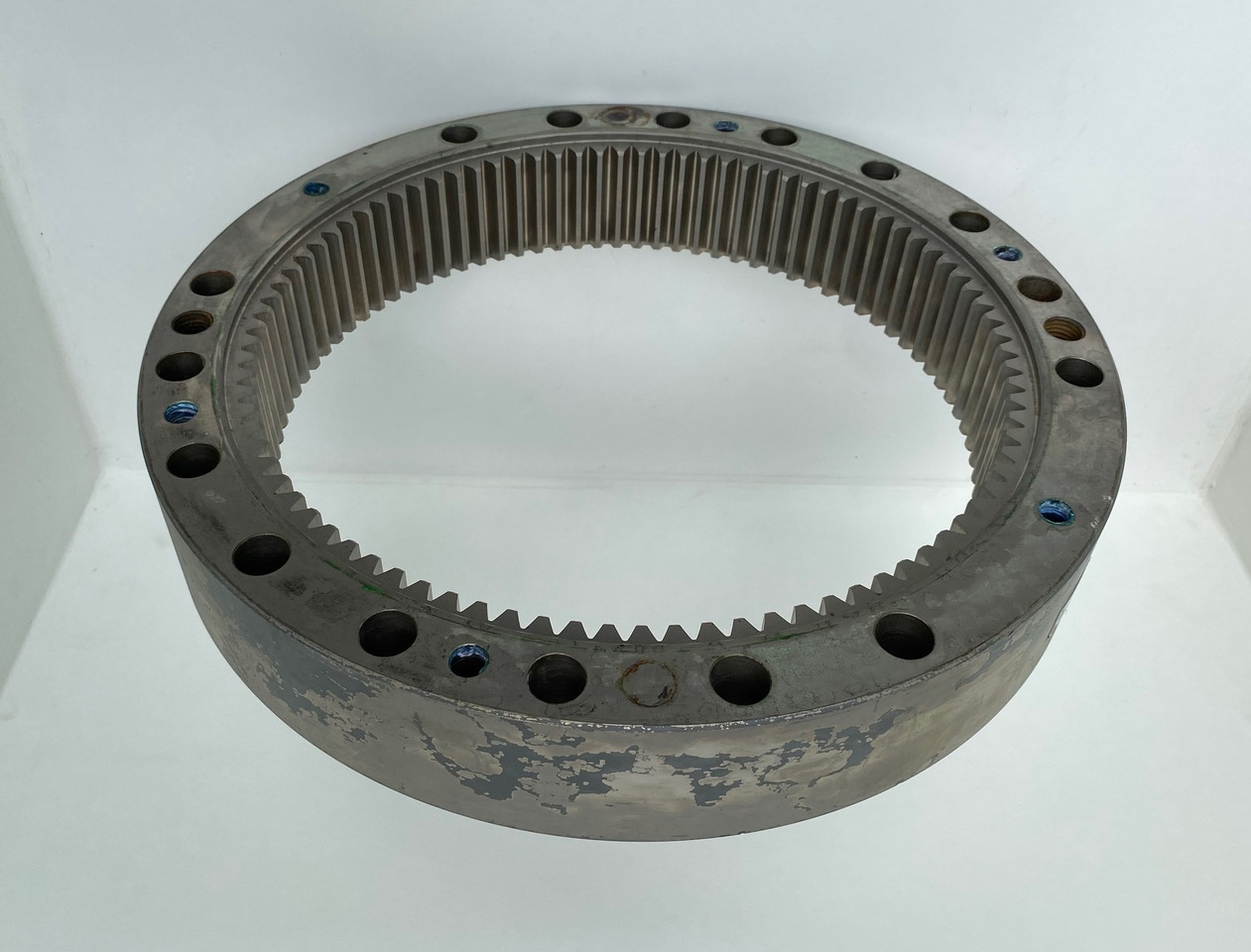 Liebherr Innenrad ID-Nr.9443655 - ID-Nr.944365503. - Pagrieziena reduktors - Kāpurķēžu ekskavators: foto 3 Liebherr Innenrad ID-Nr.9443655 - ID-Nr.944365503. - Pagrieziena reduktors - Kāpurķēžu ekskavators: foto 3