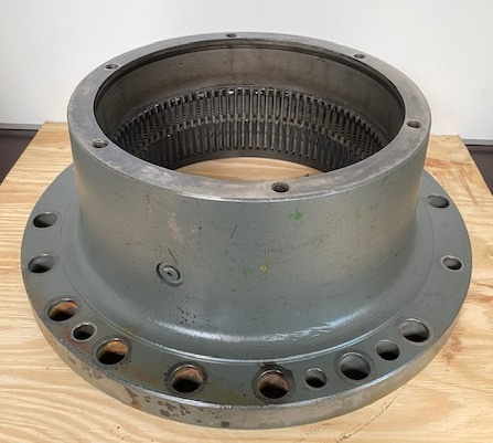 Liebherr Innenrad ID-Nr.9444498 - ID-Nr.944449803. - Pagrieziena reduktors - Kāpurķēžu ekskavators: foto 1 Liebherr Innenrad ID-Nr.9444498 - ID-Nr.944449803. - Pagrieziena reduktors - Kāpurķēžu ekskavators: foto 1