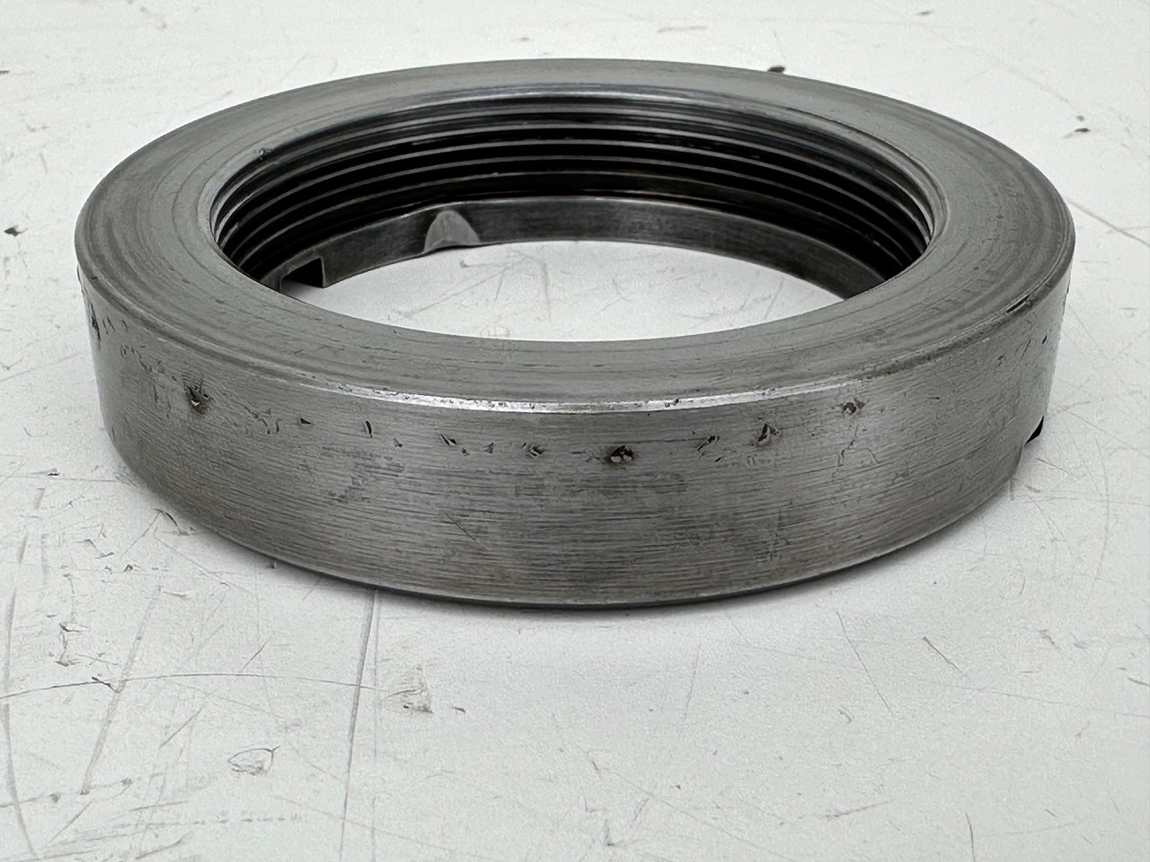 Liebherr Nutmutter ID-Nr.9441596 - ID-Nr.944159603. SAT200/277,SAT225/218,SAT225/200,SAT225/220,SAT225/228,SAT225/229,SAT225/230,SAT225/230,SAT225/240,SAT225/268,SAT250/278,SAT250A300.#944159603.GH# - Pagrieziena reduktors - Ekskavators: foto 4 Liebherr Nutmutter ID-Nr.9441596 - ID-Nr.944159603. SAT200/277,SAT225/218,SAT225/200,SAT225/220,SAT225/228,SAT225/229,SAT225/230,SAT225/230,SAT225/240,SAT225/268,SAT250/278,SAT250A300.#944159603.GH# - Pagrieziena reduktors - Ekskavators: foto 4