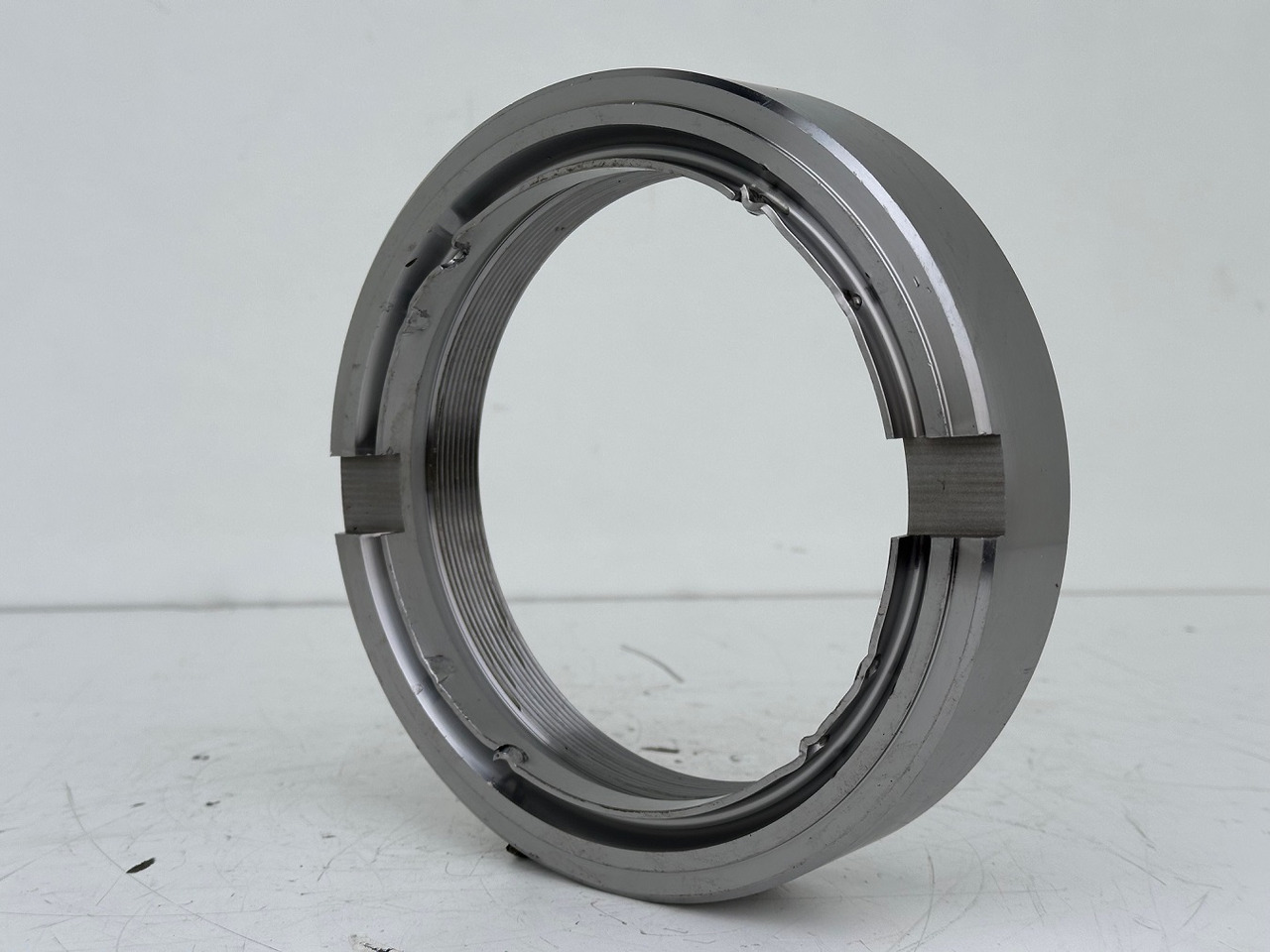 Liebherr Nutmutter ID-Nr.9443117 - ID-Nr.944311703. LH110,A974,LOS974,P974,P976,R974,R976,R980,P994,P995,R944,R995. #944311703.27.12.01# - Pārnesumkārba - Celtniecības tehnika: foto 3 Liebherr Nutmutter ID-Nr.9443117 - ID-Nr.944311703. LH110,A974,LOS974,P974,P976,R974,R976,R980,P994,P995,R944,R995. #944311703.27.12.01# - Pārnesumkārba - Celtniecības tehnika: foto 3